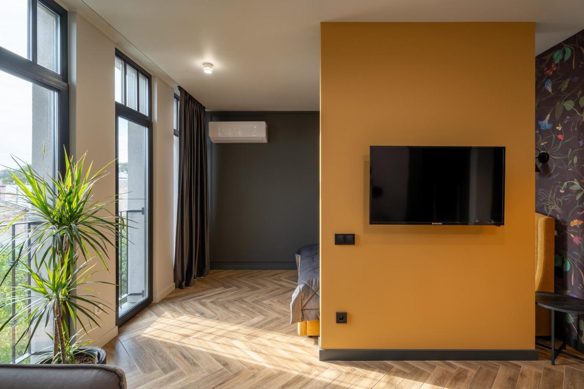 Ridge Apartments Cernăuți Exterior foto